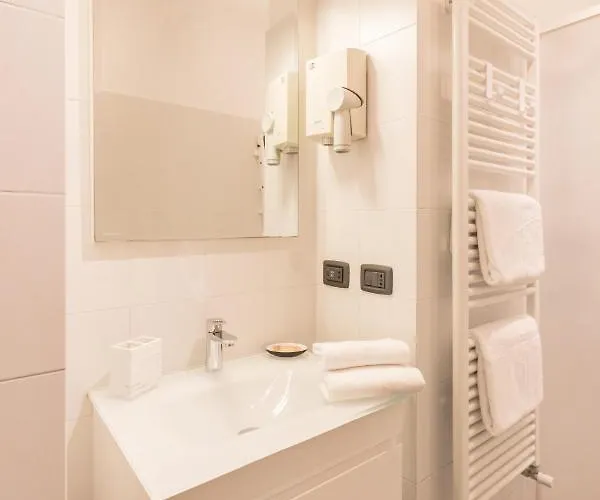 Loppia Bay By Wonderful Italy Apartment *